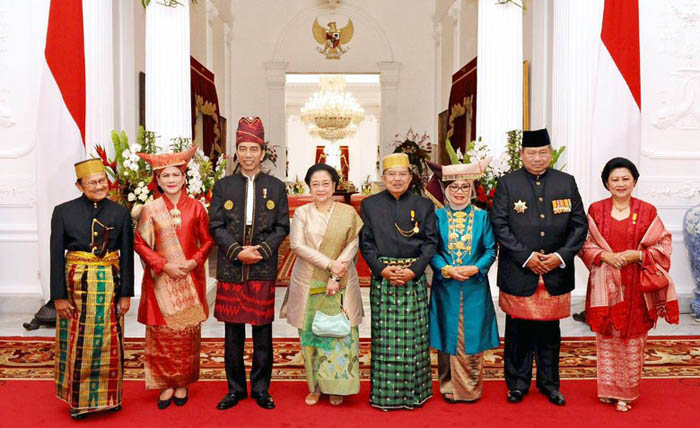 Luar Biasa! Jokowi Ajak Habibie, Megawati dan SBY Foto Bareng